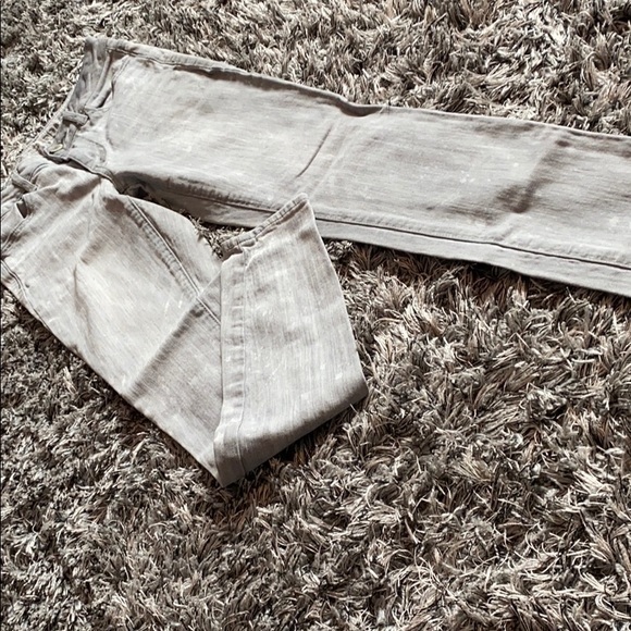 American Eagle Outfitters Denim - American Eagle bleach splattered grey denim 4 EUC